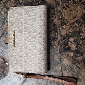 Michael Kors Women's Wallet